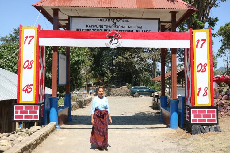 Salah satu warga Desa Adat Wologai, di Ende, NTT, Minggu (14/10/2018).