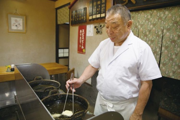 Pemiliki restoran Chano-san yang merupakan generasi kedua
