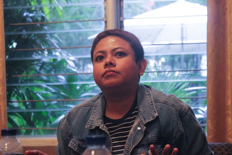 Penulis Judith Tirza dalam sebuah wawancara di kantor Falcon Pictures, Duren Tiga, Jakarta Selatan, Kamis (1/11/2018).
