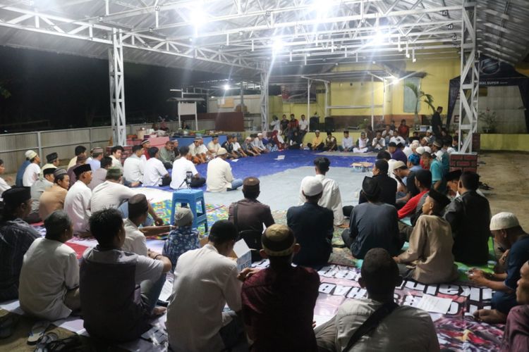 Pengajian dan doa bersama anggota kicau mania di Pangkal Pinang untuk korban jatuhnya pesawat Lion Air JT 610.
