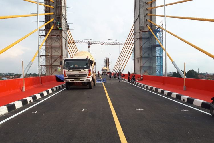 Jembatan Musi IV Palembang, Sumatera Selatan akan dilakukan uji coba beban yang berlangsung pada pukul 22.00WIB, Selasa (11/12/2018). Jembatan penghubung antara hulu dan hilir itu, direncanakan selesai pada Desember akhir tahun.