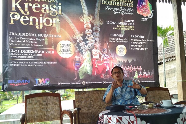 Ketua penyelenggara BCF2018 Indro Kimpling sedang memaparkan kegiatan Borobudur Cultural Feast, yang akan digelar 13-15 Desember 2018.