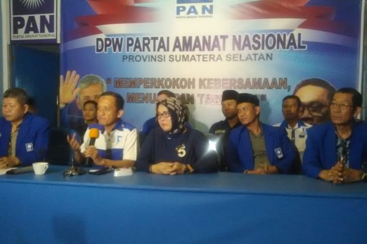 DPW partai PAN Sumsel memberikan klarifikasi terkait adanya 25 orang yang mengatasnamakan kader partai mereka mendukung pasangan Jokowi-Maruf Amin dalam Pilpres 2019, Kamis (13/12/2018).