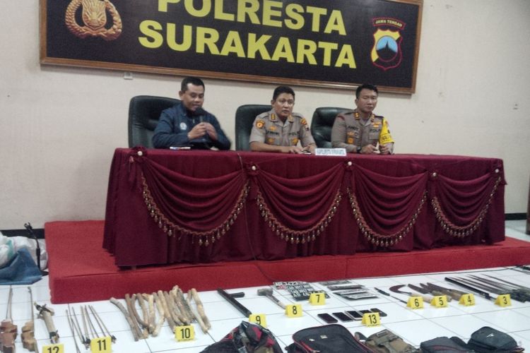 Polisi Tangkap 10 Orang yang Diduga Akan Melakukan "Sweeping" di Solo