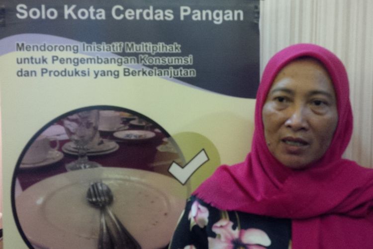 Direktur Yayasan Gita Pertiwi Surakarta Titik Eka Sasanti dalam Dialog Multistakeholder Menuju Solo Kota Cerdas Pangan di Solo, Jawa Tengah, Selasa (22/1/2019).