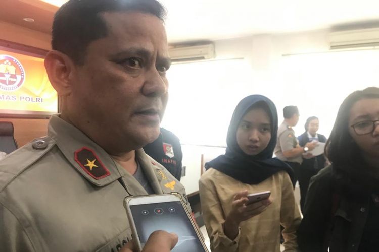 Kepala Divisi Hubungan Internasional Mabes Polri, Brigjen Pol Napoleon Bonaparte di Gedung Humas Mabes Polri, Jakarta Selatan, Kamis (14/2/2019).