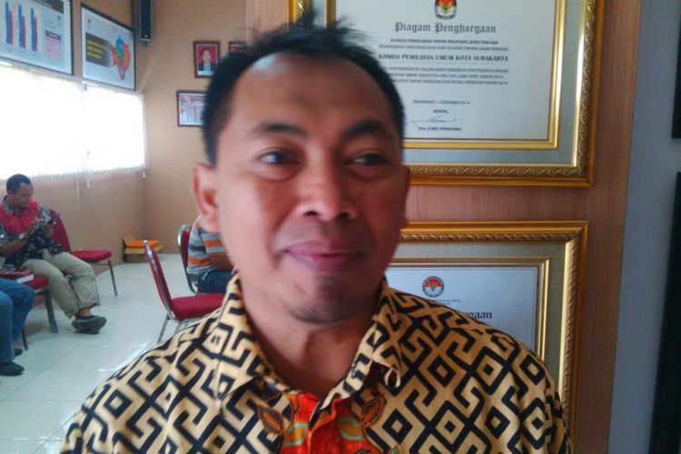 Divisi Bidang Perencanaan, Data dan Informasi KPU Surakarta Kajad Pamuji Joko W.