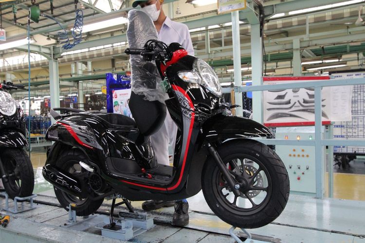 Warna Baru Honda Scoopy