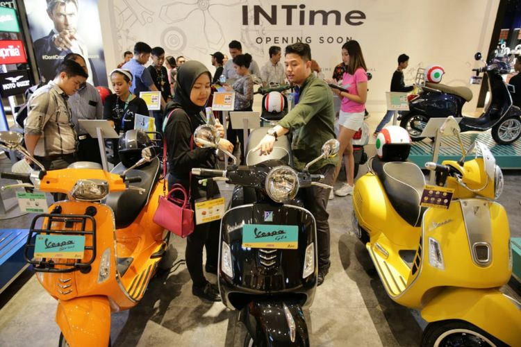 Piaggio Indonesia sapa calon konsumen di jakarta barat