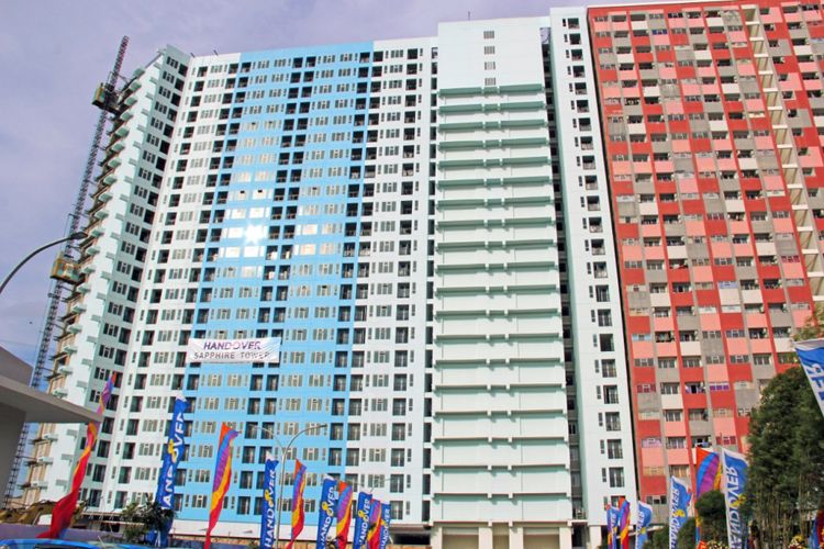 Sapphire Tower dirancang dengan total 607 unit dengan tinggi 28 lantai. 
