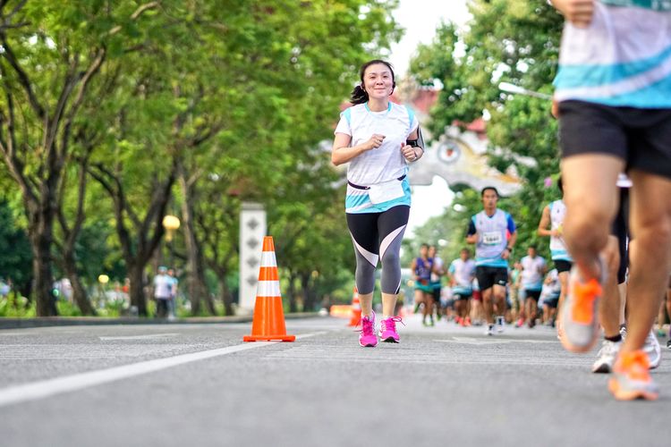 ilustrasi kegiatan lari marathon