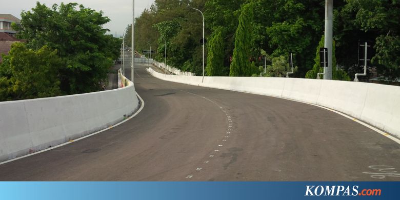 Sebelum Natal, "Flyover" Manahan Disebut Bisa Dilewati Kendaraan Umum