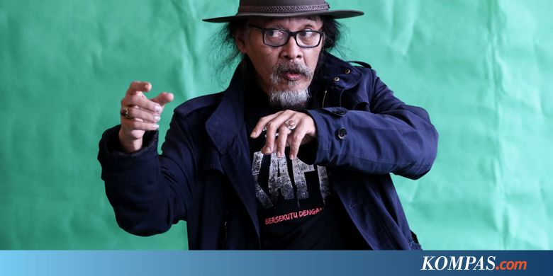 Jadi Dukun, Sujiwo Tejo Beradegan Terbakar