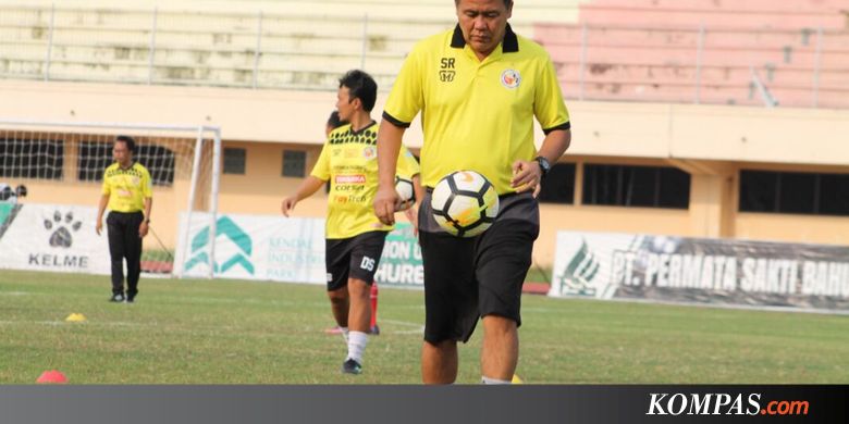 Semen Padang Pertahankan Syafrianto Rusli untuk Liga 1 2019