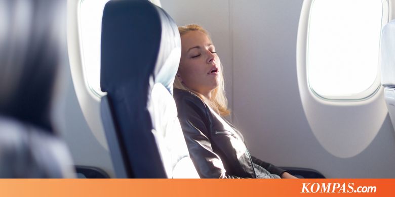 7 Cara agar Cepat Tidur di Pesawat