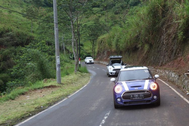 Mini Driving Experience, Pangalengan, Bandung.