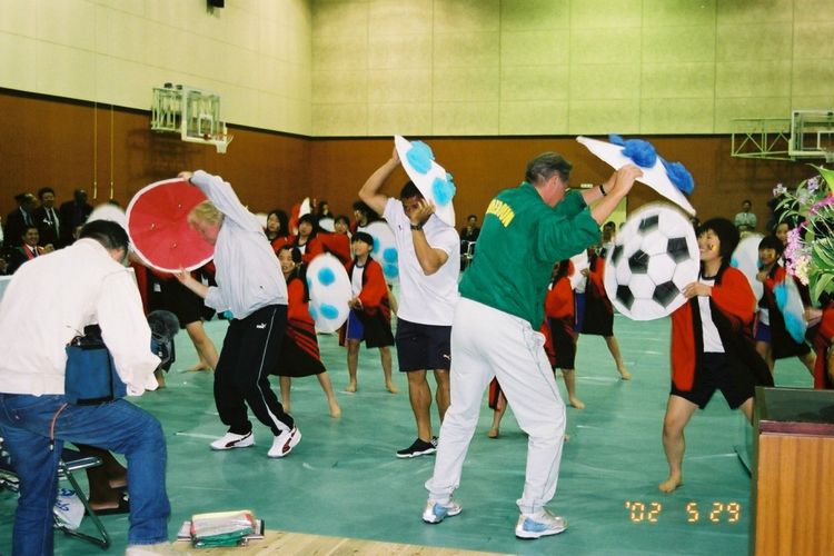 Desa Nakatsue, Prefektur Oita, menjadi tuan rumah bagi tim nasional negara Kamerun saat Piala Dunia 2002. Foto milik pusat olahraga Taio di desa Nakatsue, prefektur Oita.