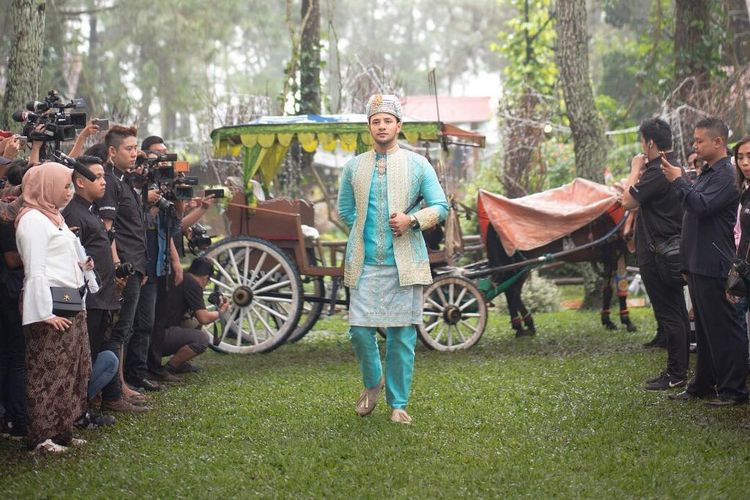 Ammar Zoni menggelar akad nikahnya dengan Irish Bella di Pine Hill Cibodas, Kawasan Lembang, Cibodas, Bandung Barat, Minggu (28/4/2019) hari ini.