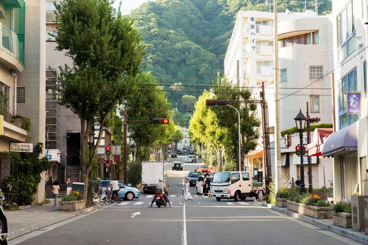 Ada banyak toko bergaya unik dan kafe bersejarah di area Kitano.  ©KOBE TOURISM BUREAU