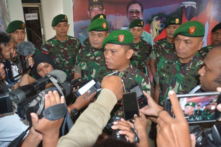 Panglima Kodam (Pangdam) XVII/Cenderawasih Mayjen Yosua P. Sembiring