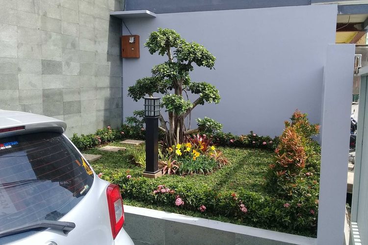 Taman Rumah Minimalis Extrude House di Bandung Karya RQT8
