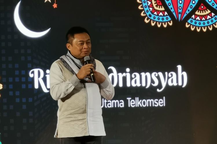 Direktur Utama Telkomsel Ririek Adriansyah dalam acara buka puasa bersama di kantor Telkomsel di Jakarta, Senin (20/5/2019).