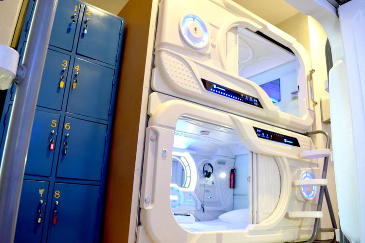 Kamar Tab Capsule Hotel