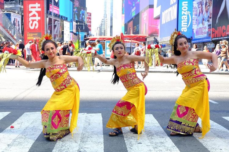 Salah satu foto yang disiapkan untuk promosi acara Indonesian Street Festival 2019 di New York, Amerika Serikat.
