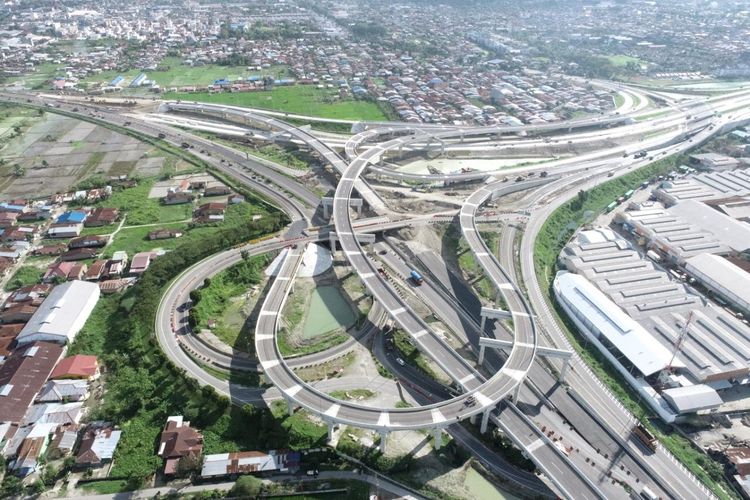 Interchange Tanjung Mulia Jalan Tol Trans Sumatera Ruas Medan-Binjai Seksi 1 Segmen Tanjung Mulia-Helvetia.