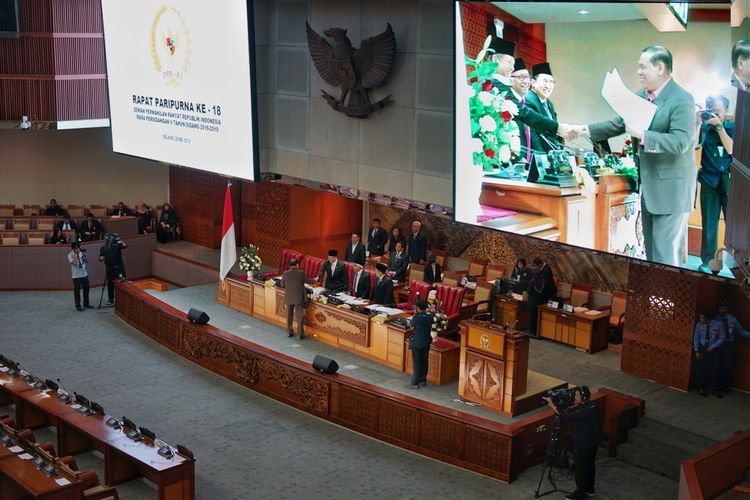 Suasana Rapat Paripurna ke-18 DPR, di Kompleks Parlemen, Senayan, Jakarta, Selasa (28/5/2019).