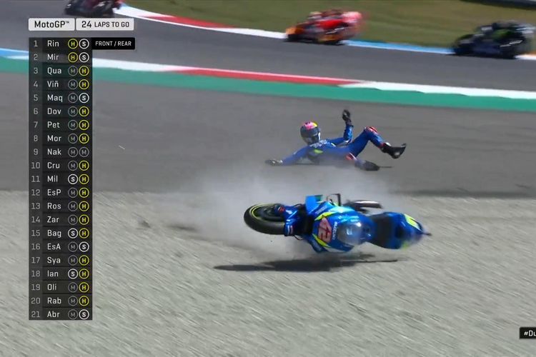 Alex Rins terjatuh saat pimpin balapan di GP Assen 2019.