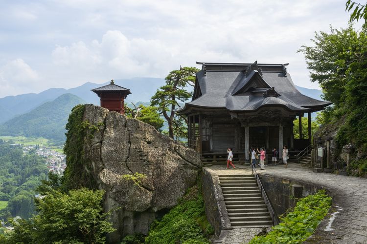 Yamadera atau Kuil Risshakuji di Prefektur Yamagata. (DOK. YAMAGATAKANKO)