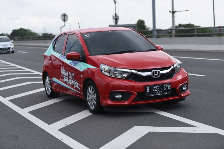 Uji Irit Honda Brio Satya