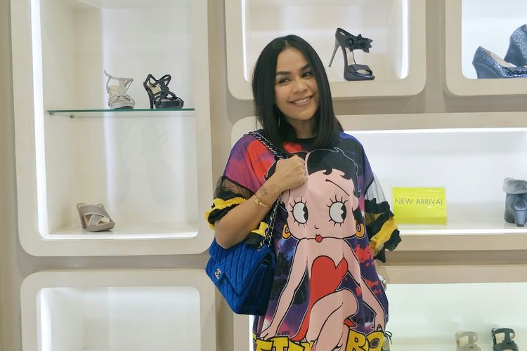 Pembawa acara Melaney Ricardo dalam Grand Opening Bocorocco Kota Kasablanka, Jakarta Selatan, Minggu (19/5/2019).