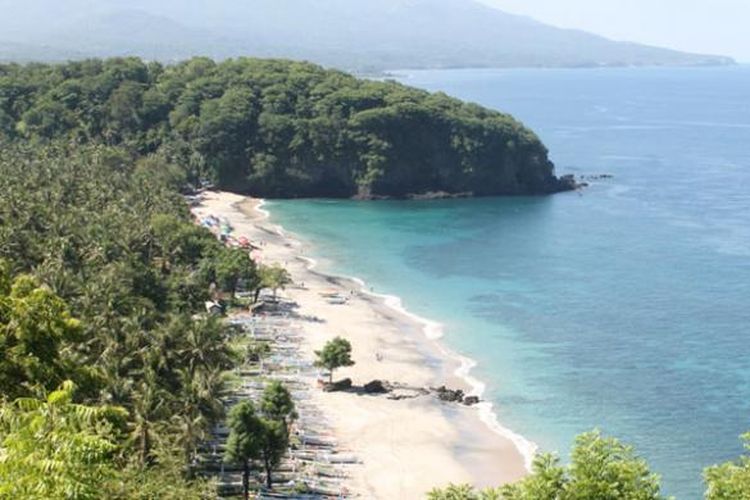 Obyek wisata Bukit Asah di Desa Bugbug, Kabupaten Karangasem, Bali.