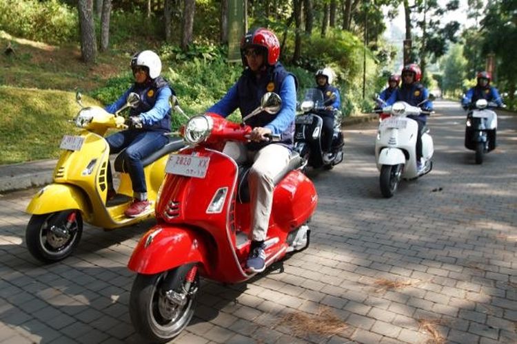 Menjajal Vespa GTS Super 150 terbaru