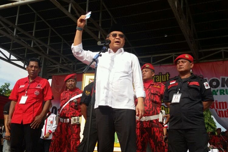 Rudiantara menjadi juru kampanye kubu Capres-Cawapres 01 di kampanye akbar yang berlangsung di alun-alun Wates, Kulon Progo, DI Yogyakarta. Sebanyak 5.000 orang menghadiri kampanye ini. 