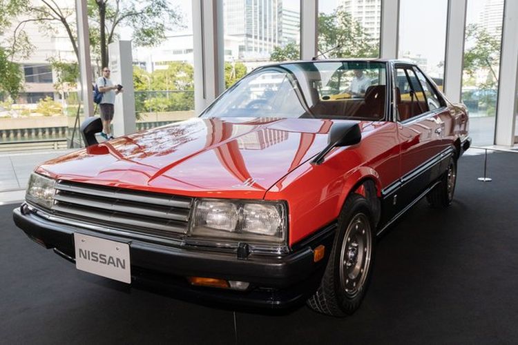 Generasi ke-6 Skyline, Hardtop 2000 Turbo RS.