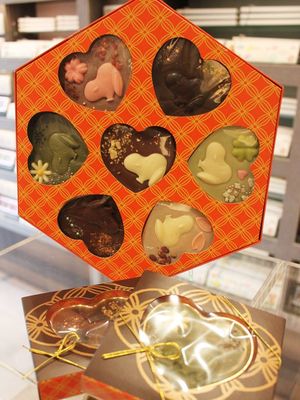 Set Lengkap Tablet Chocolat (4.200 yen) mencakup semua rasa.
