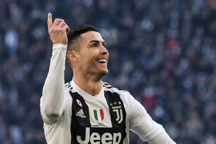 Cristiano Ronaldo merayakan golnya pada laga Juventus vs Sampdoria dalam pertandingan Liga Italia di Stadion Allianz, Turin, 29 Desember 2018. 