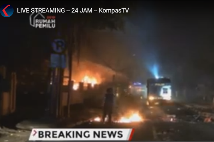 Asrama Brimob di Jalan KS Tubun, Jakarta Pusat, dirusak massa, Rabu (22/5/2019). 