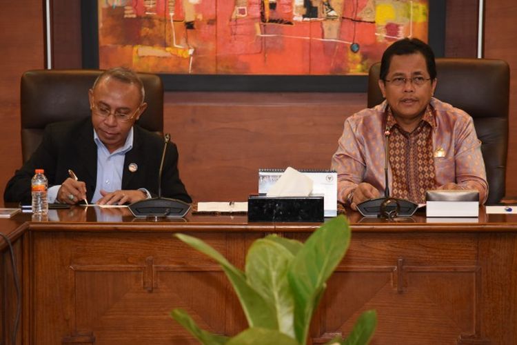 Sekretariat Jenderal (Setjen) dan Badan Keahlian (BK) DPR RI tengah menyiapkan rangkaian kegiatan guna memperingati HUT DPR RI ke-74 pada 29 Agustus 2019 mendatang.