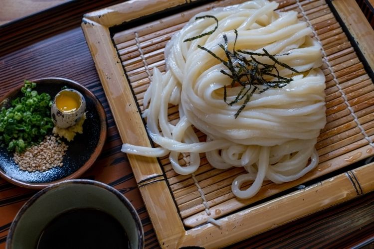 Atasi Limbah Makanan, Peneliti Jepang Ubah Mi Udon Sisa Menjadi Kertas