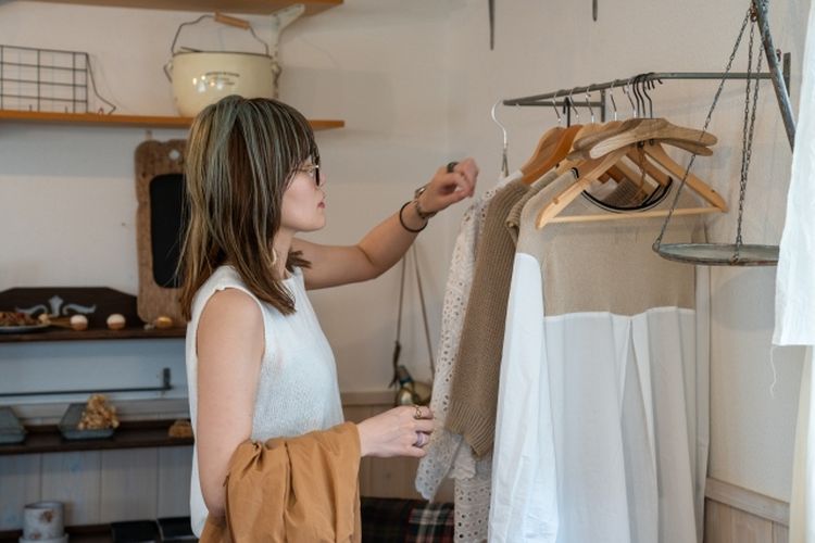 Tips Memilih Baju Musim Panas di Jepang, Tetap Nyaman di Tengah Cuaca Panas dan Lembap