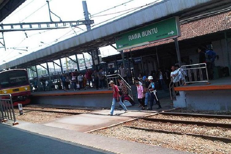 Stasiun Rawa Buntu di Serpong, Tangerang Selatan.