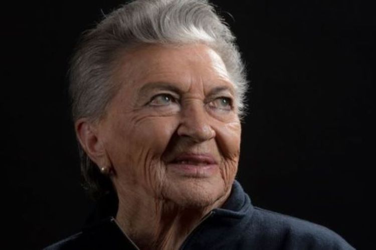 Margot Duhalde, pilot wanita pertama di Chile, meninggal dunia di usia 97 tahun.