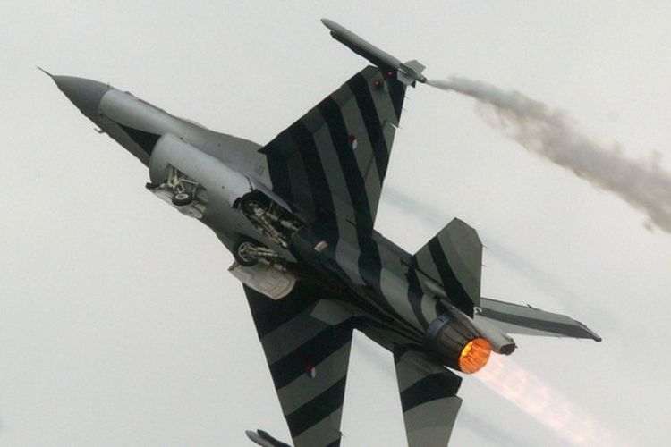 Jet tempur F-16 milik Angkatan Udara Belanda.