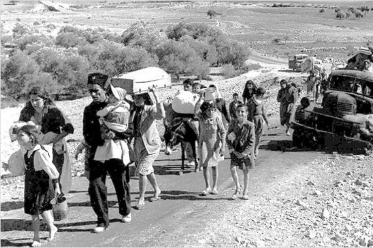 Warga Palestina meninggalkan kota Galilea pada Oktober-November 1948. Akibat Perang Arab-Israel I, ratusan ribu warga Palestina yang mengungsi tak bisa kembali ke kampung halaman mereka.