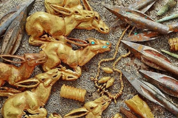 Inilah sebagian perhiasan kuno berusia 2.800 tahun yang ditemukan di kawasan terpencil di Kazakhstan.