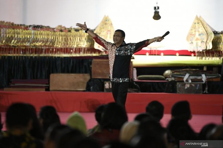 Didi Kempot saat tampil di Istana Negara, Jumat (2/8/2019)